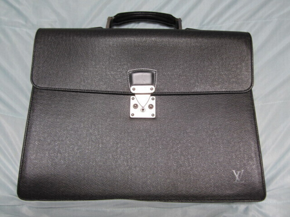 Louis Vuitton LV Taiga Ardoise business bag Moscova - Picture 2 of 10